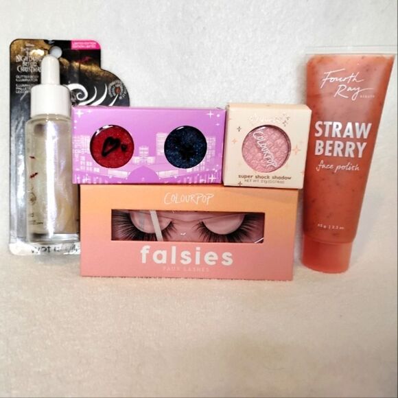 Makeup Clean Out Bundle - Picture 1 of 15
